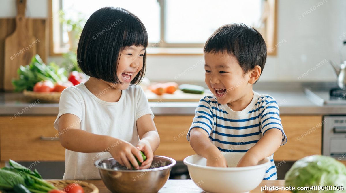 料理のお手伝いをする子どもたち 食育