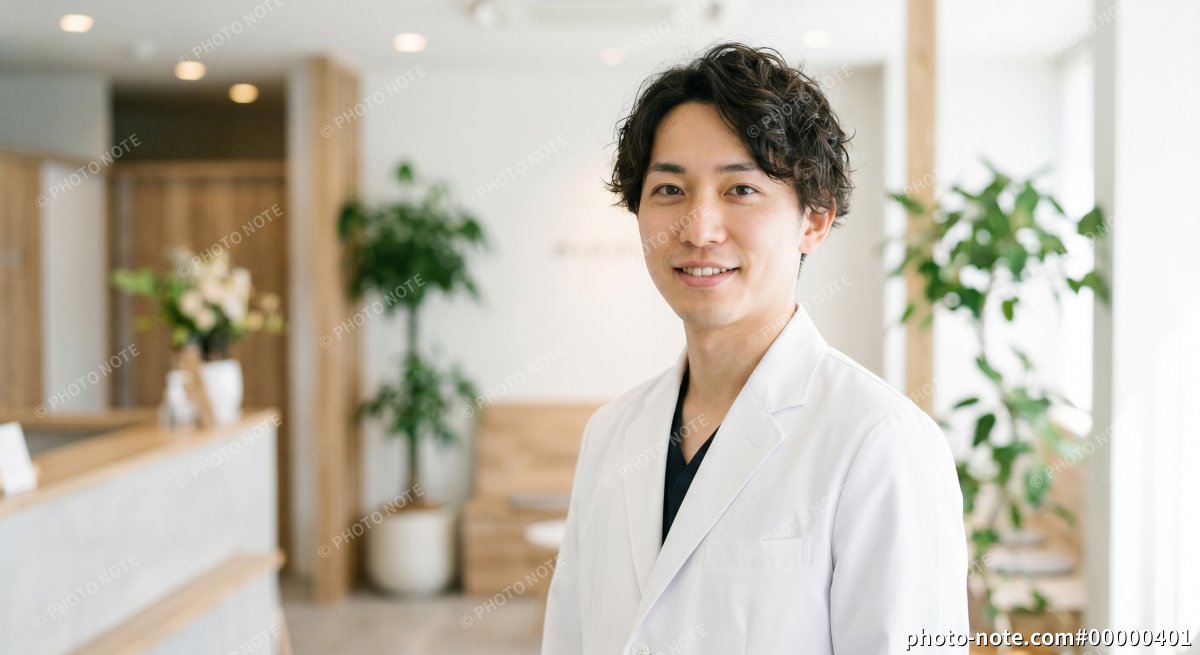 美容クリニックで働く男性医師