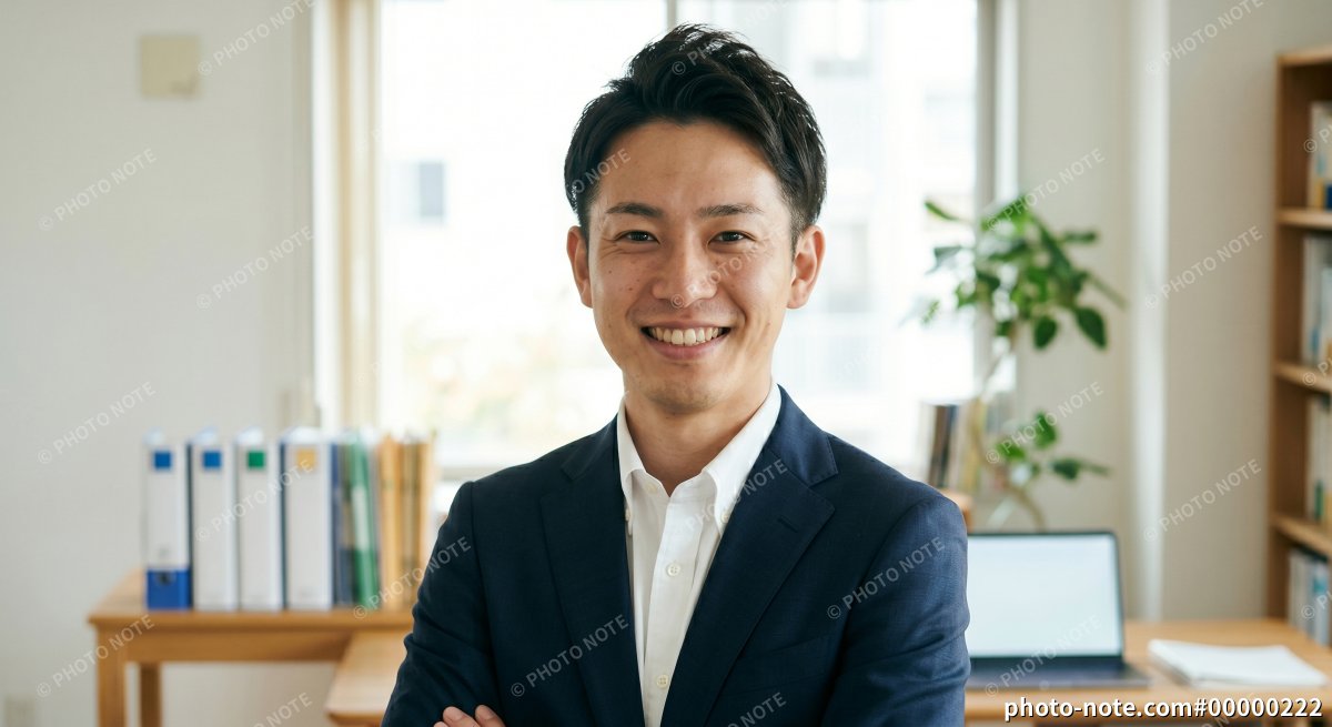 スールを着た士業の男性のポートレート